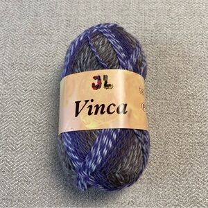 VINCA• Variegated Yarn• 50g